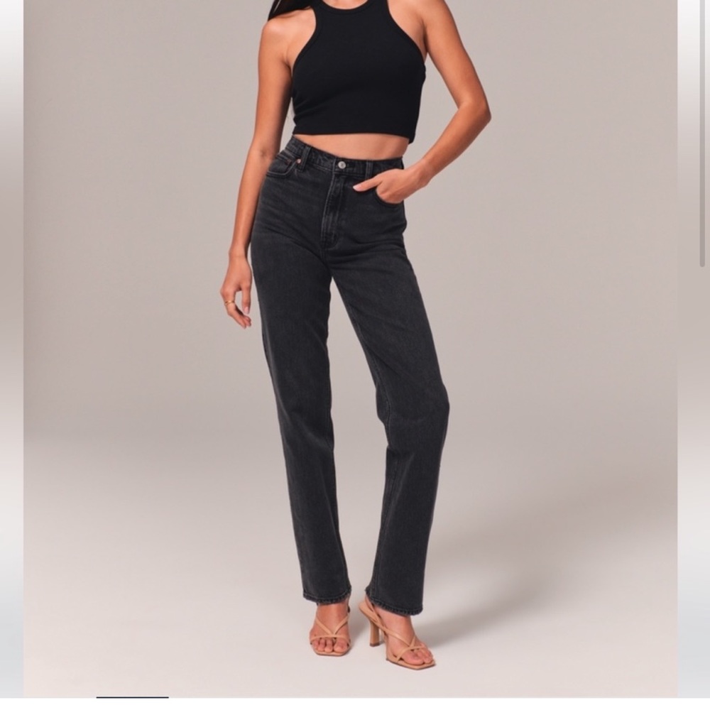 Abercrombie Ultra High Rise 90s Straight Jean Curve Love